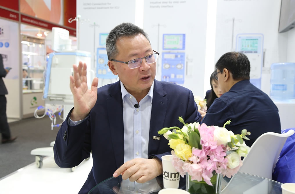 新华社专访 | 卡卡湾厅董事长高光勇：科技创新是成功的核心武器